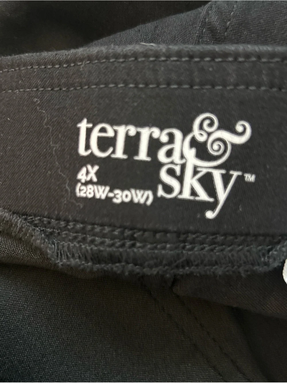 Terra & Sky Women's Plus Size Jegging- Black 4x NWT